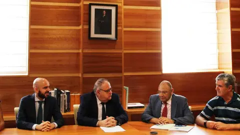 REUNIÓN+CONSEJERO+SANIDAD+ASPECYL+
