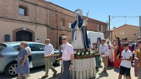 La Bóveda de Toro celebra su día grande en honor a Nuestra Señora de las Nieves