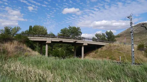 Paso superior Medinaceli