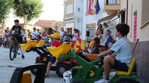 Tractorada mini Burganes de Valverde2