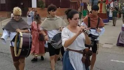 Gigantes y cabezudos en Camarzana de Tera _33