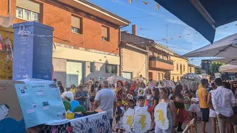 desfile de carrozas de Quiruelas de Vidriales (22)