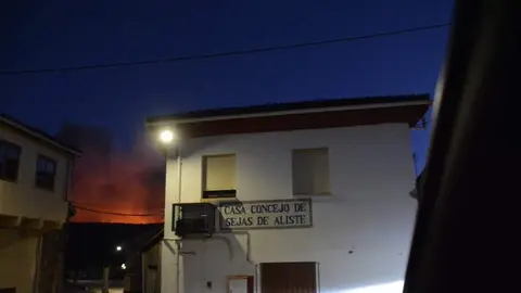 incendio fuego trabazos _213