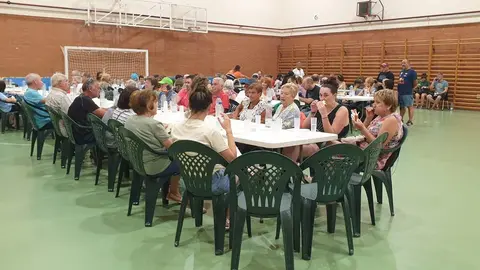 Vecinos de Sejas en albergue de Alcañices