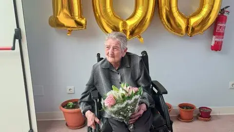 Amelia Miguel Miguel, vecina de Pajares de la Lampreana P