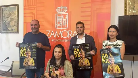 presentación Festival Internacional de Folklore de Zamora