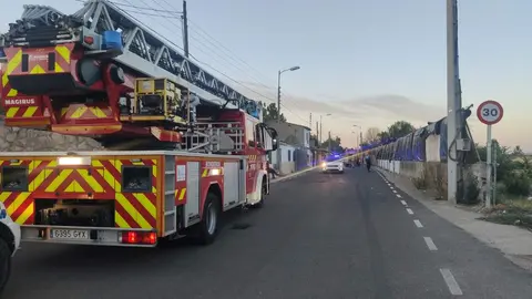 Bomberos en Las Llamas. imagen de archivo
