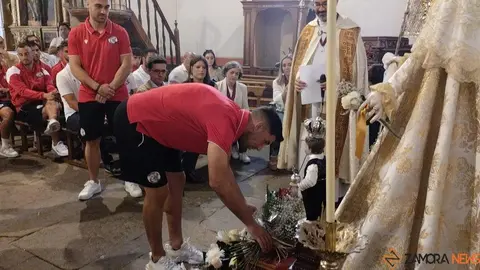Ofrenda del Zamora CF_4