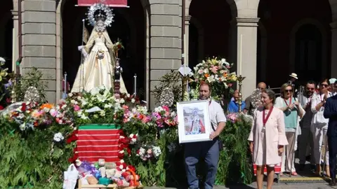 ofrenda floral Virgen de la Concha _16