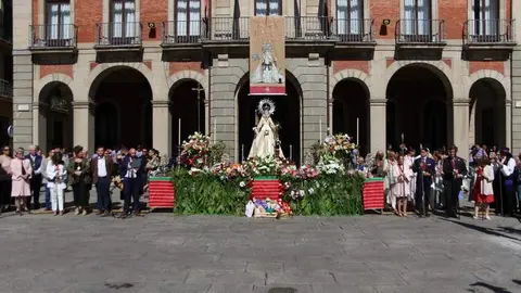 ofrenda floral Virgen de la Concha _17