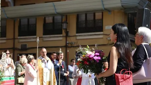 ofrenda floral Virgen de la Concha _37