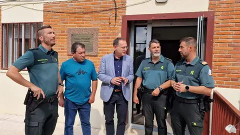 visitas a los acuartelamientos de la Guardia Civil Corrales