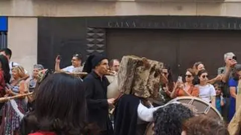 Los Antruejos de Villanueva de Valrojo en el Festival Internacional de la Máscara Ibérica en Lisboa (2)