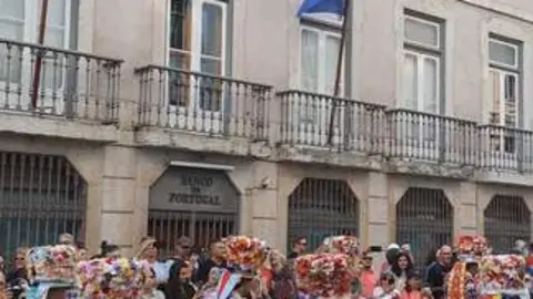 Los Antruejos de Villanueva de Valrojo en el Festival Internacional de la Máscara Ibérica en Lisboa (8)