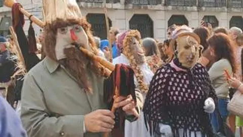 Los Antruejos de Villanueva de Valrojo en el Festival Internacional de la Máscara Ibérica en Lisboa (10)
