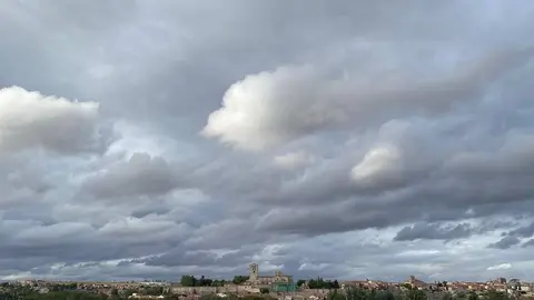 Día nuboso en Zamora 