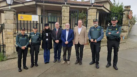 visita cuartel de Fermoselle