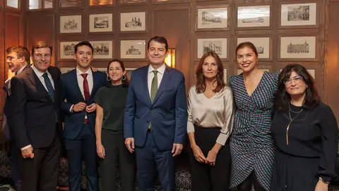 Encuentro con castellanos y leoneses en Bruselas