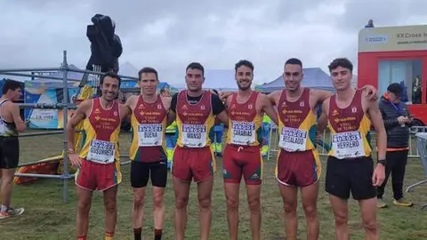 Equipo senior del vino toro caja rural en atapuerca 24
