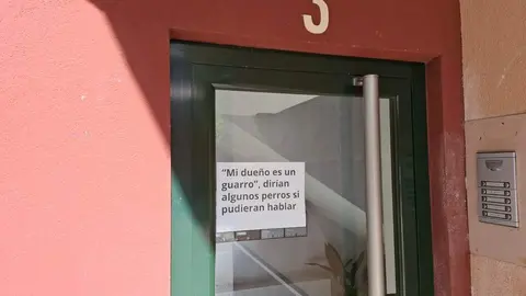 Cartel en Los Bloques