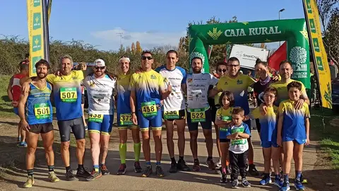 foto prensa Cross Castaña