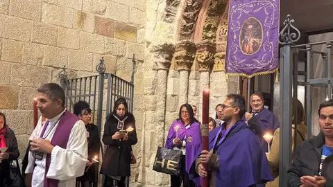 La Hermandad del Se&ntilde;or de los Milagros Traslada su Imagen_7