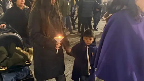 La Hermandad del Se&ntilde;or de los Milagros Traslada su Imagen_11