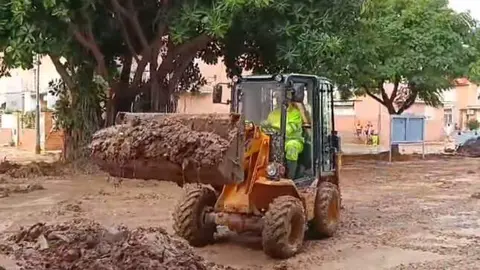 Captura de pantalla 2024-11-15 203711