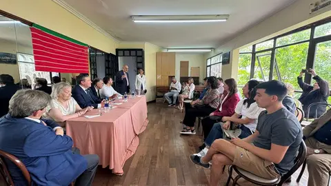 El presidente de la Diputación de Zamora, Javier Faúndez Domínguez, y el vicepresidente primero  Víctor López de la Parte, han mantenido un encuentro este sábado en el Centro Castilla y León de Mar del Pl