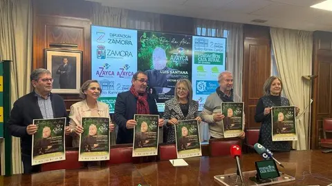 presentación gala fin de año AZAYCA