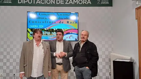 presentación Concurso Nacional de Avicultura, Columbicultura y Cunicultura de Raza