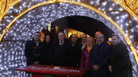 Encendido de las luces de Navidad en La Marina