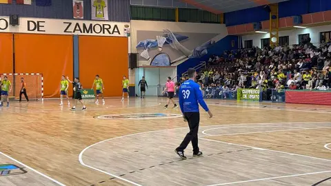 BM Zamora vs Camargo