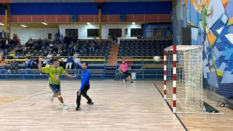 BM Zamora vs Camargo