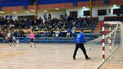 BM Zamora vs Camargo