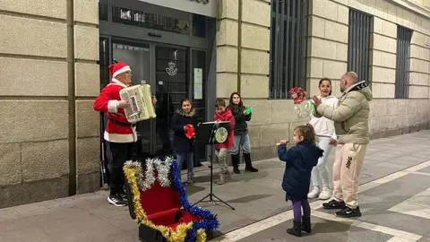 animación de villancicos en la Calle Santa Clara