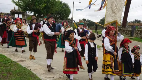 Escuela Alistana de Folclore Monteos y Monteras