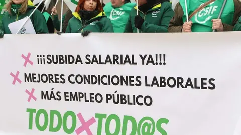 Foto de archivo de una manifestación del CSIF por la igualdad salarial