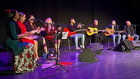 Zambomba flamenca y charra