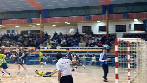 BM Zamora vs Cuatro Valles