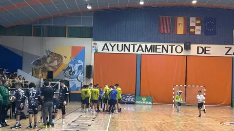 BM Zamora vs Cuatro Valles