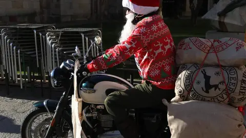 La Papanoelada Motera toma la Plaza Mayor de Zamora
