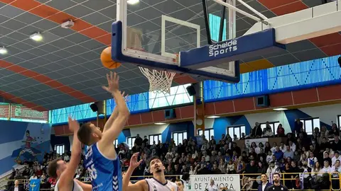 CB Zamora vs Oviedo