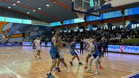 CB Zamora vs Oviedo