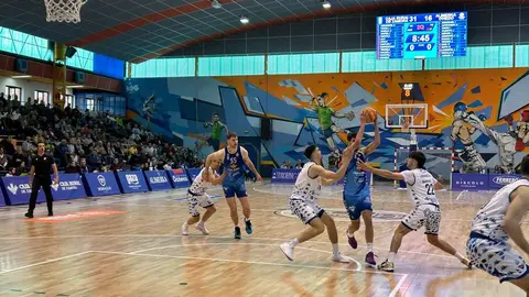 CB Zamora vs Oviedo