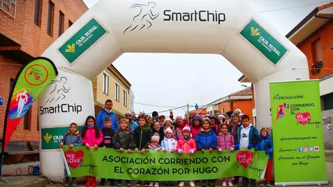 marcha solidaria en Quiruerlas de Vidriales. IMAGEN GONFE Photographers