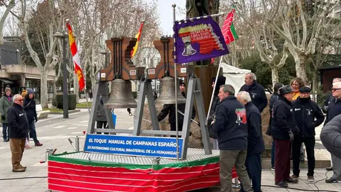 David Gago celebra el avance del nuevo Mercado de Abastos durante las campanadas de Nochevieja