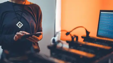 crypto-mining-7088575_1280