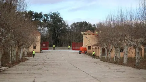 Margarita Robles visita Monte la Reina _15