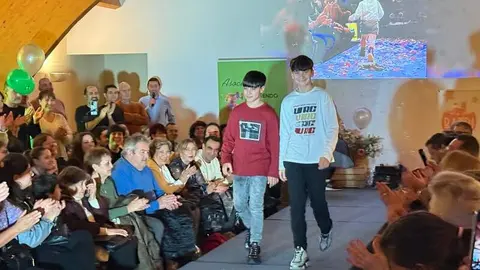 desfile de moda solidario en Zamora _26